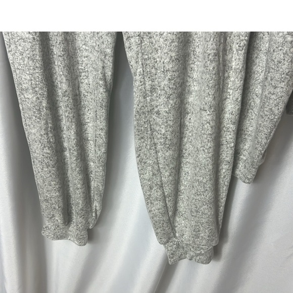 Fornia Loungewear Gray Set Multiple Sizes Available Brand New - Picture 10 of 12